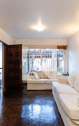 Casa à venda com 139m², 3 quartos e 2 vagasSala de Estar