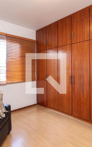 Casa à venda com 139m², 3 quartos e 2 vagasSuíte
