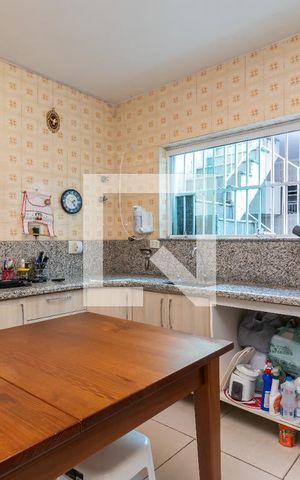Casa à venda com 139m², 3 quartos e 2 vagasCozinha
