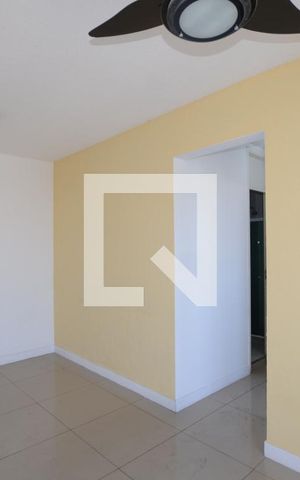 Apartamento à venda com 48m², 2 quartos e 1 vagaSala