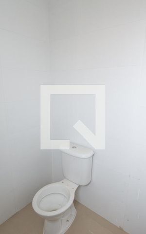 Studio para alugar com 28m², 1 quarto e sem vaga Studio para alugar com 28m², 1 quarto e sem vagaBanheiro