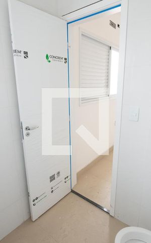 Studio para alugar com 28m², 1 quarto e sem vaga Studio para alugar com 28m², 1 quarto e sem vagaBanheiro