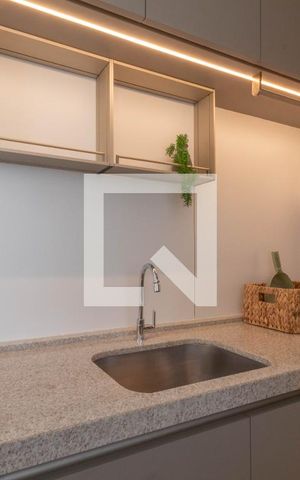 Apartamento à venda com 177m², 4 quartos e 3 vagas Apartamento à venda com 177m², 4 quartos e 3 vagasÁrea de Serviço