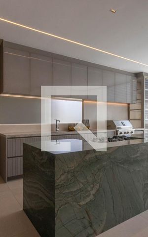 Apartamento à venda com 177m², 4 quartos e 3 vagas Apartamento à venda com 177m², 4 quartos e 3 vagasCozinha