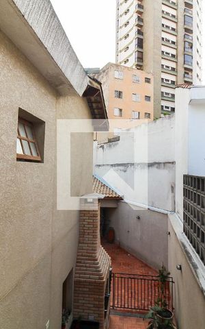 Casa à venda com 194m², 4 quartos e 2 vagas Casa à venda com 194m², 4 quartos e 2 vagasVista Da Suíte 1