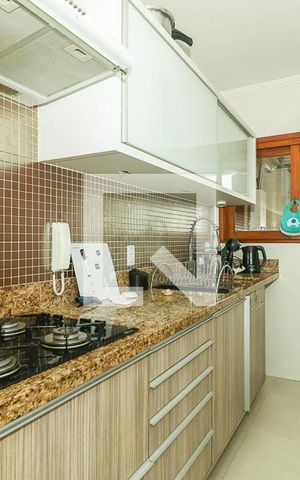 Apartamento à venda com 270m², 3 quartos e 2 vagas Apartamento à venda com 270m², 3 quartos e 2 vagasCozinha