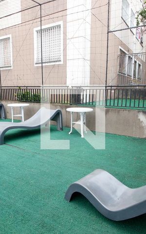 Apartamento à venda com 98m², 4 quartos e 1 vagaÁrea comum - Piscina