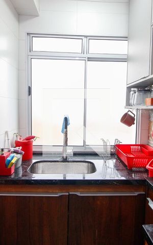 Apartamento à venda com 98m², 4 quartos e 1 vagaCozinha e Área de Serviço