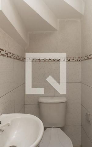 Casa de condomínio para alugar com 86m², 2 quartos e 1 vaga Casa de condomínio para alugar com 86m², 2 quartos e 1 vagaLavabo