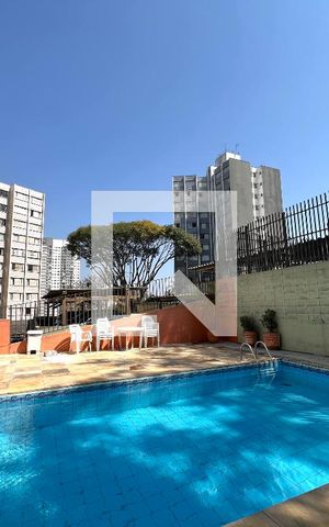 Apartamento à venda com 60m², 2 quartos e 1 vaga Apartamento à venda com 60m², 2 quartos e 1 vagaÁrea comum - Piscina