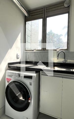 Apartamento à venda com 60m², 2 quartos e 1 vaga Apartamento à venda com 60m², 2 quartos e 1 vagaÁrea de Serviço