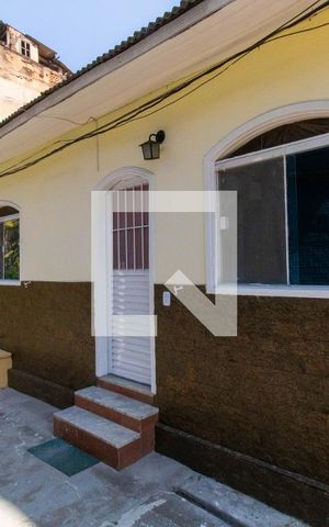 Casa à venda com 104m², 2 quartos e sem vaga Casa à venda com 104m², 2 quartos e sem vagaÁrea externa