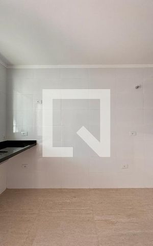 Casa à venda com 150m², 2 quartos e 2 vagas Casa à venda com 150m², 2 quartos e 2 vagasCozinha