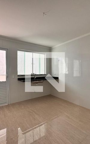 Casa à venda com 150m², 2 quartos e 2 vagas Casa à venda com 150m², 2 quartos e 2 vagasCozinha