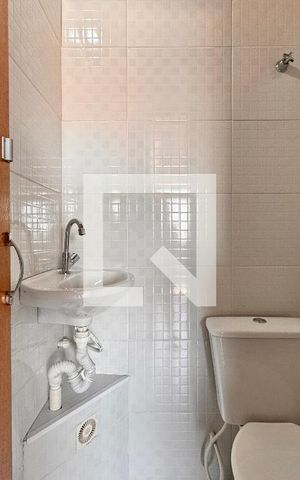 Casa à venda com 150m², 2 quartos e 2 vagas Casa à venda com 150m², 2 quartos e 2 vagasBanheiro 3