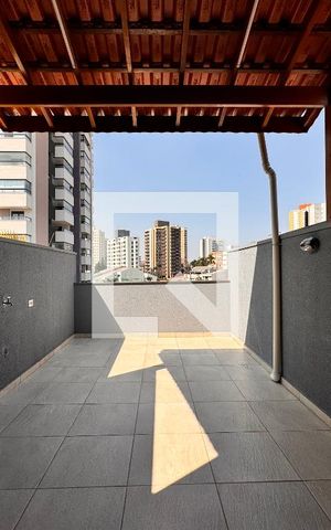 Casa à venda com 150m², 2 quartos e 2 vagas Casa à venda com 150m², 2 quartos e 2 vagasCobertura