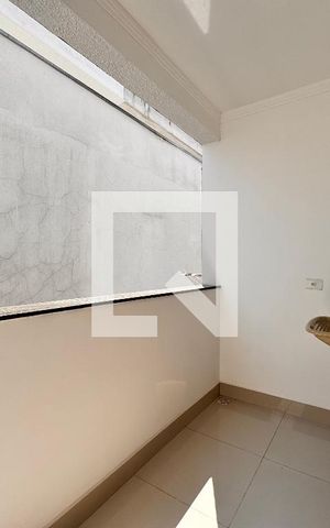Casa à venda com 150m², 2 quartos e 2 vagas Casa à venda com 150m², 2 quartos e 2 vagasLavanderia
