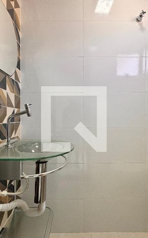 Casa à venda com 150m², 2 quartos e 2 vagas Casa à venda com 150m², 2 quartos e 2 vagasLavabo