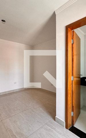 Casa à venda com 150m², 2 quartos e 2 vagas Casa à venda com 150m², 2 quartos e 2 vagasSuite 2