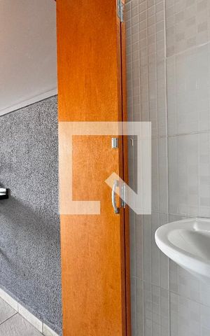 Casa à venda com 150m², 2 quartos e 2 vagas Casa à venda com 150m², 2 quartos e 2 vagasBanheiro 3