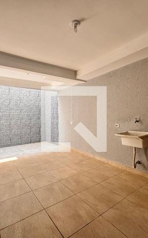 Casa à venda com 150m², 2 quartos e 2 vagas Casa à venda com 150m², 2 quartos e 2 vagasLavanderia