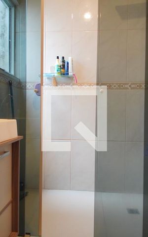 Apartamento à venda com 120m², 2 quartos e 2 vagasBanheiro Corredor