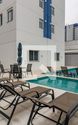 Apartamento à venda com 37m², 2 quartos e sem vaga Apartamento à venda com 37m², 2 quartos e sem vagaÁrea comum - Piscina