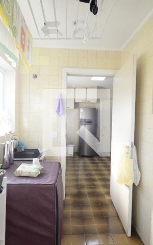Apartamento à venda com 110m², 3 quartos e 1 vagaÁrea de Serviço