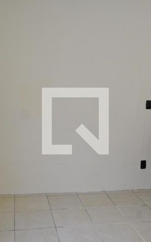 Casa para alugar com 48m², 1 quarto e sem vagaQuarto