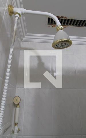 Apartamento à venda com 55m², 2 quartos e 1 vagaChuveiro banheiro comum