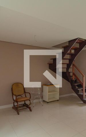 Casa de condomínio à venda com 80m², 2 quartos e 1 vaga Casa de condomínio à venda com 80m², 2 quartos e 1 vagaSala