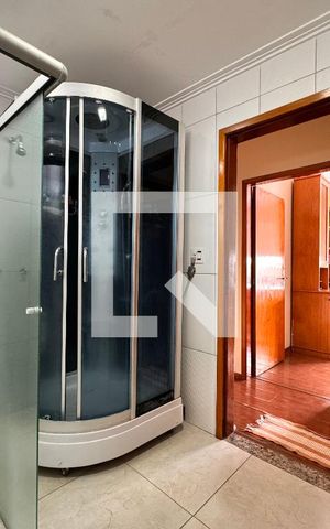 Apartamento à venda com 140m², 3 quartos e 1 vaga Apartamento à venda com 140m², 3 quartos e 1 vagaBanheiro