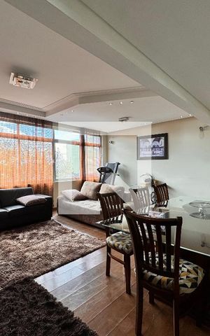 Apartamento à venda com 140m², 3 quartos e 1 vaga Apartamento à venda com 140m², 3 quartos e 1 vagaSala