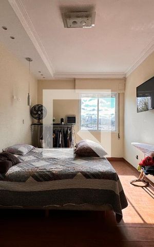 Apartamento à venda com 140m², 3 quartos e 1 vaga Apartamento à venda com 140m², 3 quartos e 1 vagaSuíte