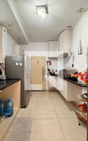 Apartamento à venda com 140m², 3 quartos e 1 vaga Apartamento à venda com 140m², 3 quartos e 1 vagaCozinha