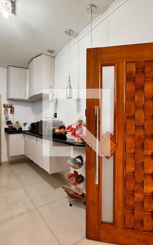 Apartamento à venda com 140m², 3 quartos e 1 vaga Apartamento à venda com 140m², 3 quartos e 1 vagaCozinha