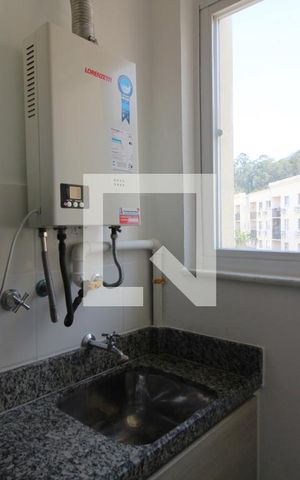Apartamento à venda com 72m², 3 quartos e 1 vagaÁrea de Serviço