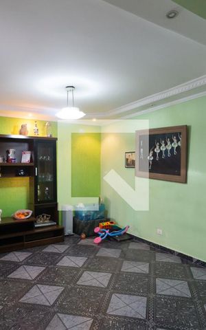 Casa à venda com 250m², 3 quartos e 1 vaga Casa à venda com 250m², 3 quartos e 1 vagaSala