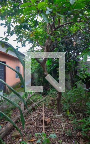 Casa à venda com 250m², 3 quartos e 1 vaga Casa à venda com 250m², 3 quartos e 1 vagaQuintal