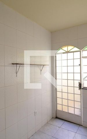 Casa para alugar com 60m², 2 quartos e 1 vagaCozinha