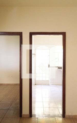 Casa para alugar com 60m², 2 quartos e 1 vagaSala