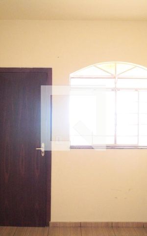 Casa para alugar com 60m², 2 quartos e 1 vagaQuarto 1