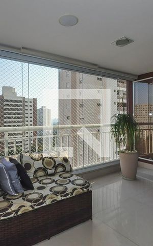 Apartamento para alugar com 141m², 3 quartos e 2 vagasVaranda