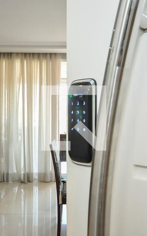 Apartamento para alugar com 141m², 3 quartos e 2 vagasFechadura Eletrônica