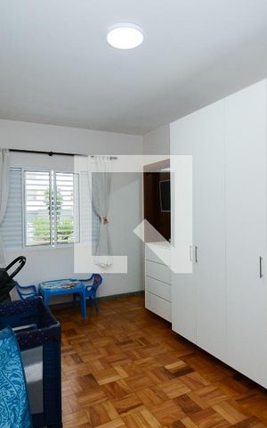 Casa à venda com 157m², 3 quartos e 2 vagasQuarto 1 ( Suíte )