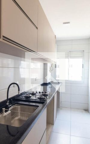 Apartamento à venda com 60m², 2 quartos e 1 vaga Apartamento à venda com 60m², 2 quartos e 1 vagaCozinha e Área de Serviço