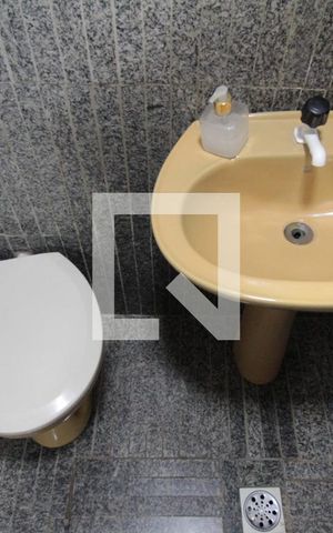 Casa à venda com 360m², 3 quartos e 3 vagasCasa 2 | Banheiro da Suite