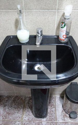 Casa à venda com 360m², 3 quartos e 3 vagasBanheiro Social 1