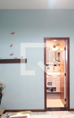 Casa à venda com 360m², 3 quartos e 3 vagasSuite