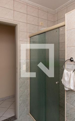 Casa à venda com 123m², 3 quartos e 2 vagas Casa à venda com 123m², 3 quartos e 2 vagasBanheiro